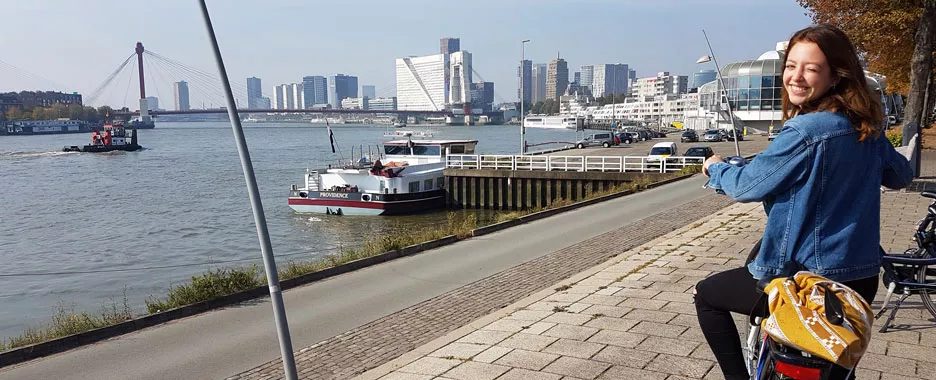 TUM-Studentin Larissa Böhrkircher hat über Erasmus+ ein Praktikum in Rotterdam gemacht. TUM-Studentin Larissa Böhrkircher hat über Erasmus+ ein Praktikum in Rotterdam gemacht.